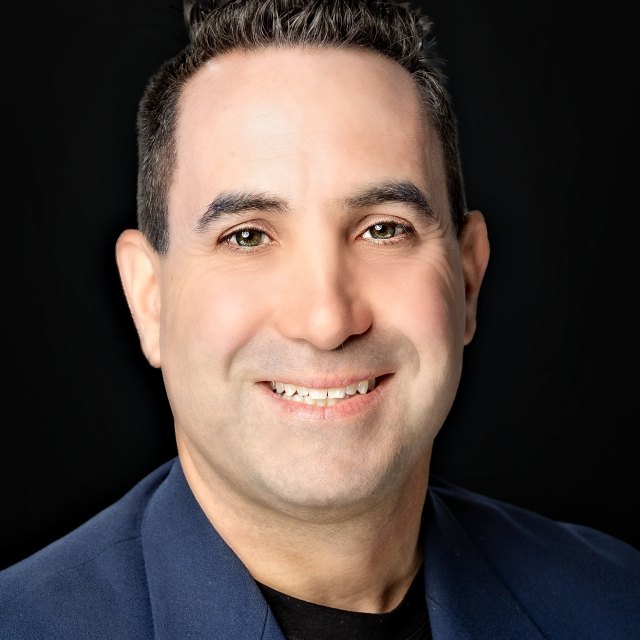Headshot of David Posner